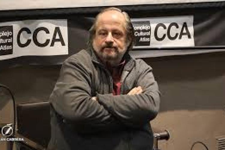 Charlamos con Gustavo Campana, periodista y escritor.